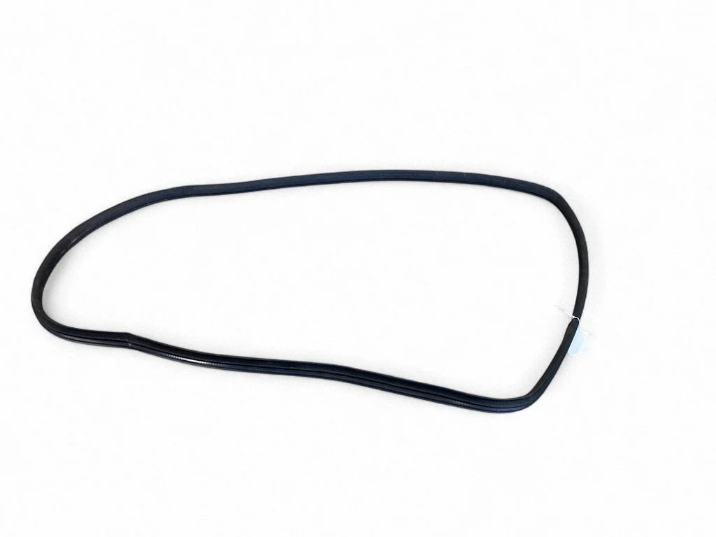 Tagaukse tihend (kere pool) – Mercedes-Benz GLS-klass X166 (2015-2019)