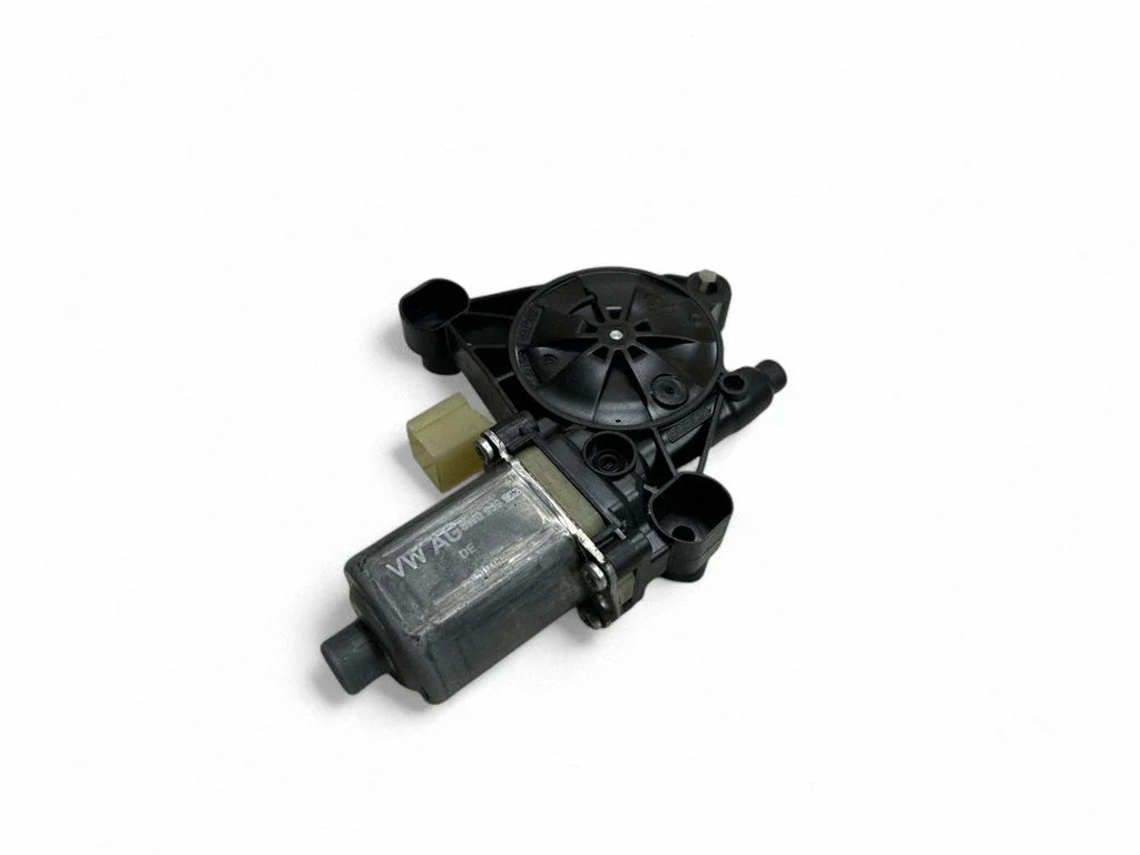 Rear door window regulator motor – Audi Q7 4M (2015-)