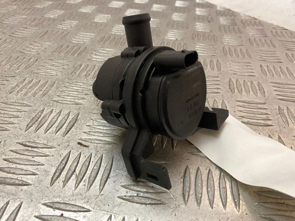 Electric auxiliary coolant/water pump DX7318D474AC