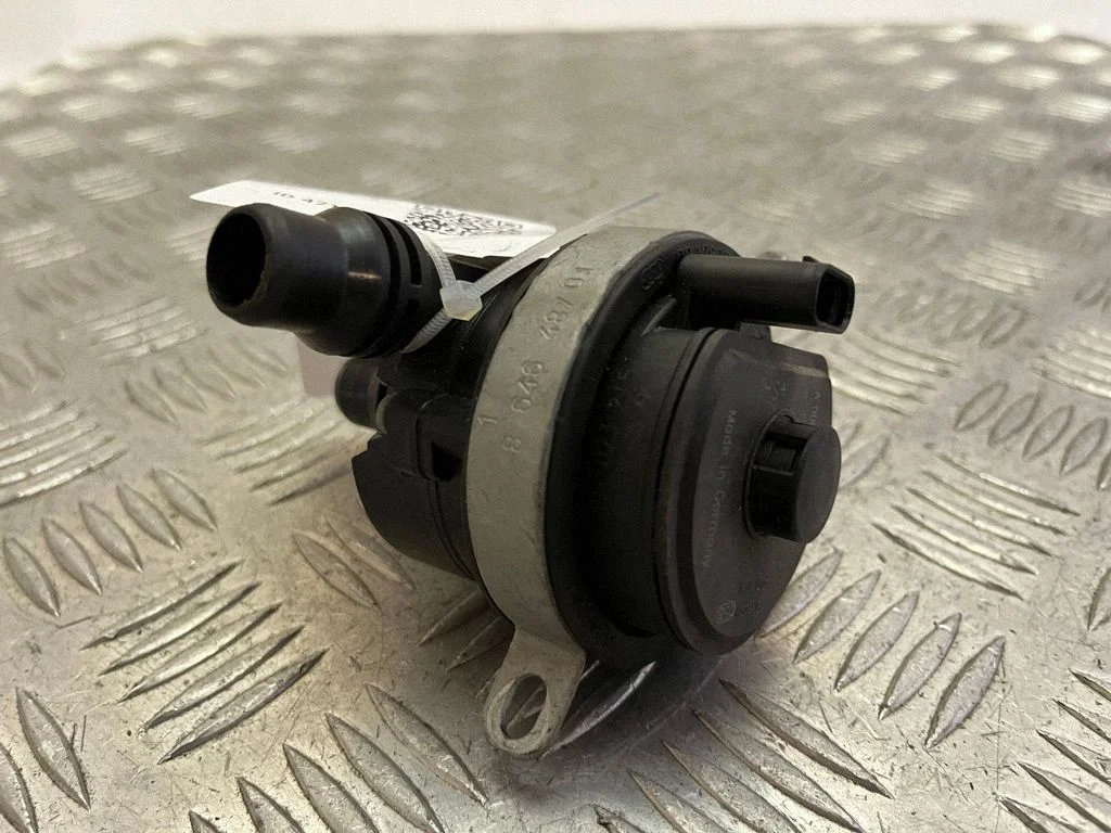 Elektriline lisatsirkulatsioonipump 9147359