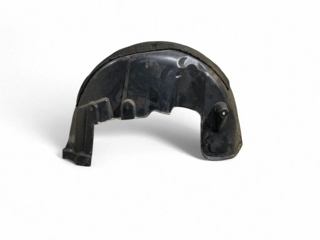 Rear arch fender liner splash guards A1668841422