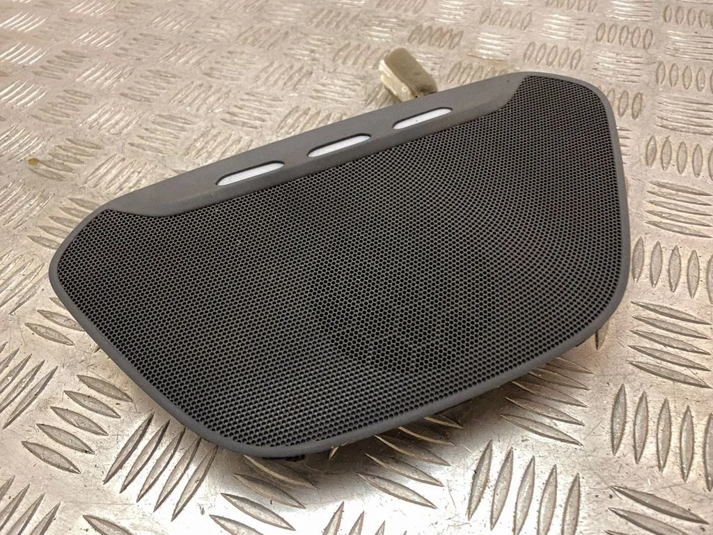 Dash center speaker trim cover 84715G7900