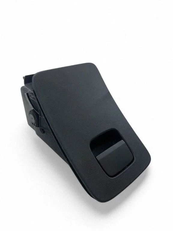 Glove box – Volvo XC90 (2014-)