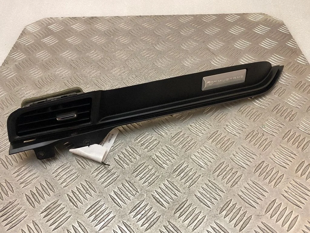 Kindalaeka dekoratiivviimistlusriba GR3B63044B88A