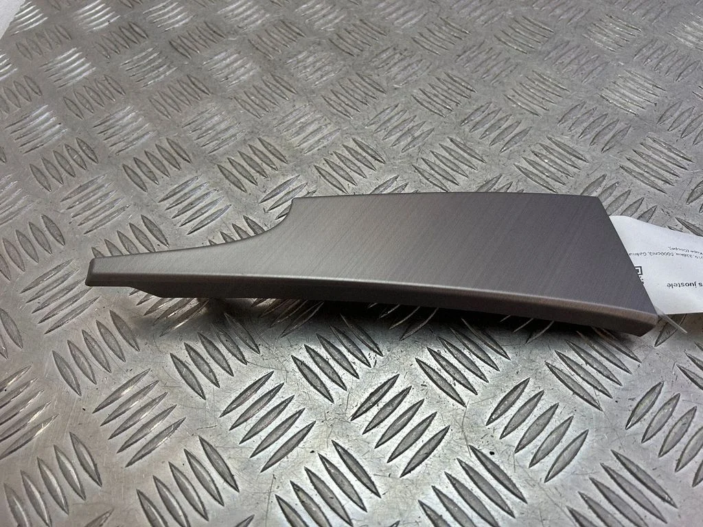Kindalaeka dekoratiivviimistlusriba GR3B63044B79