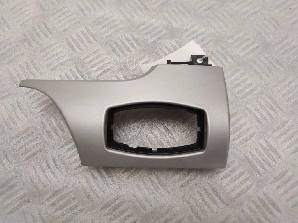 Dekoratīvā apdares josliņa – Ford Mustang VI (2015-)