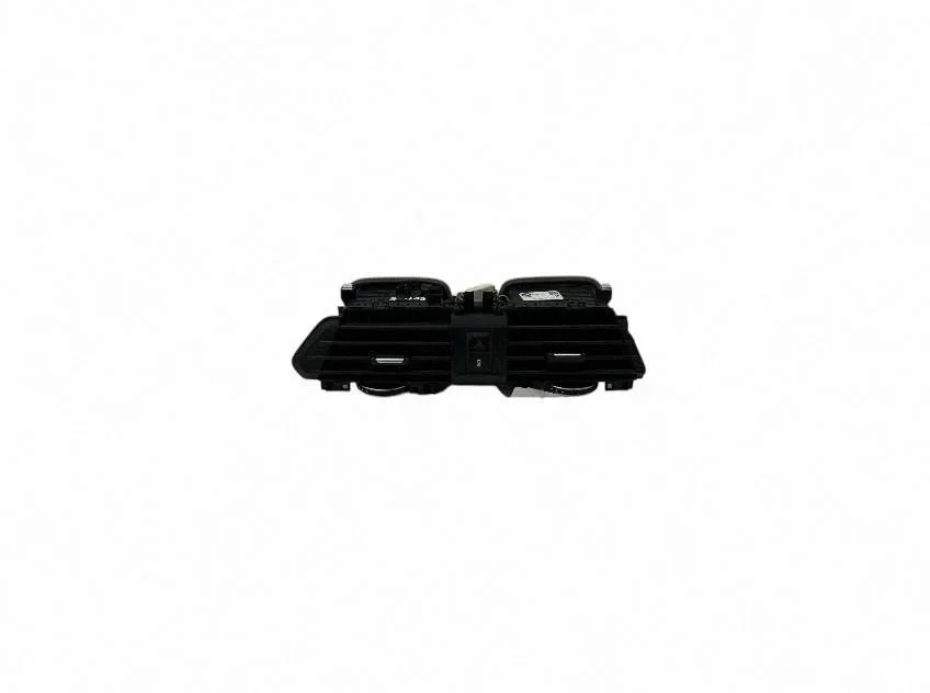 Armatuurlaua keskmine õhutusrest 9371467