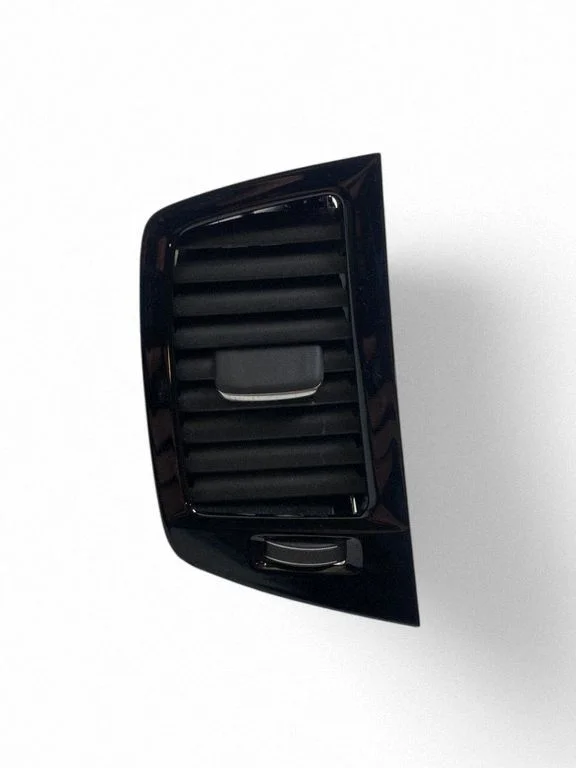 Dash center air vent grill – Volvo XC90 (2014-)