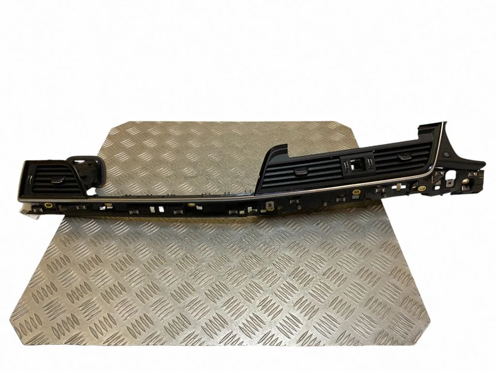 Dash center air vent grill 80C820901M