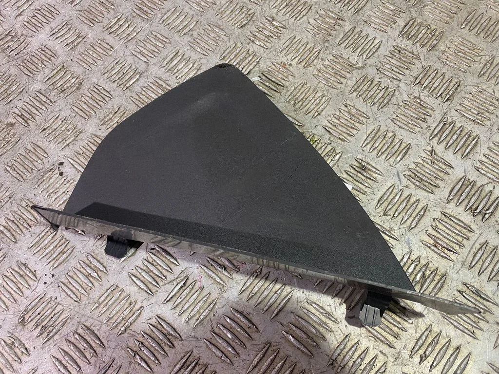 Dashboard side end trim J9D304480A