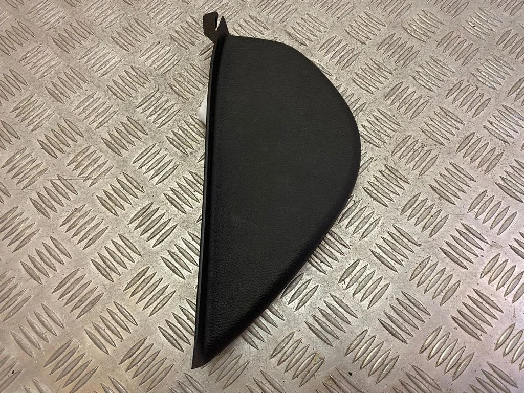 Dashboard side end trim 1GF63TRMAE