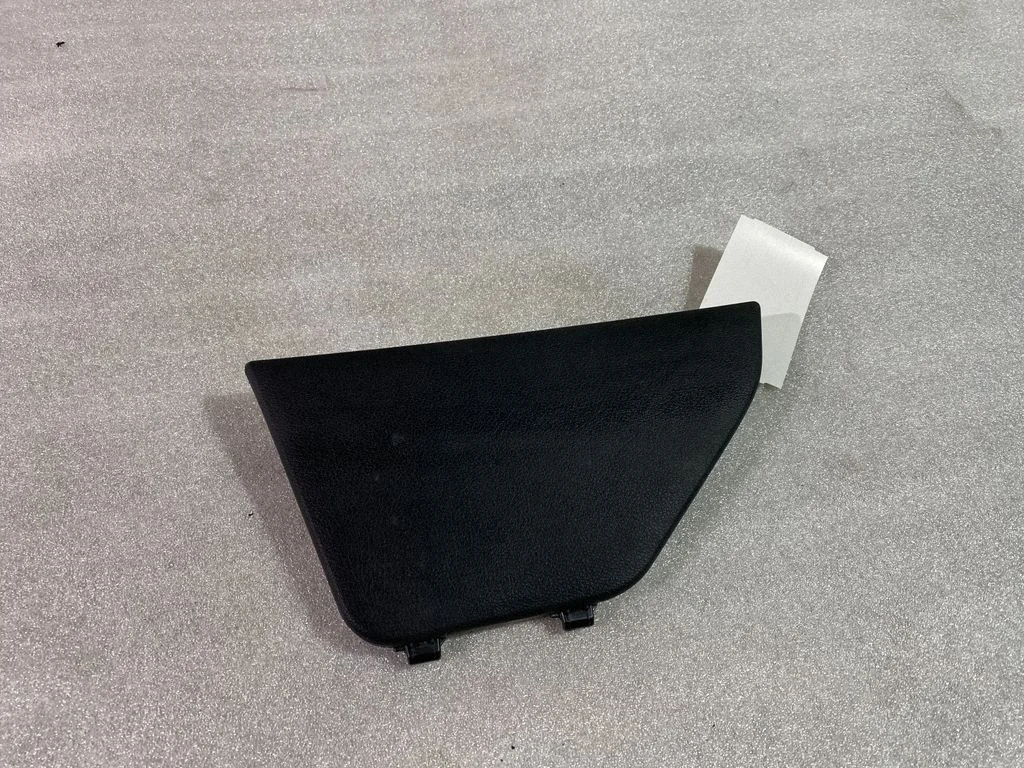 Dashboard side end trim 85732F1000