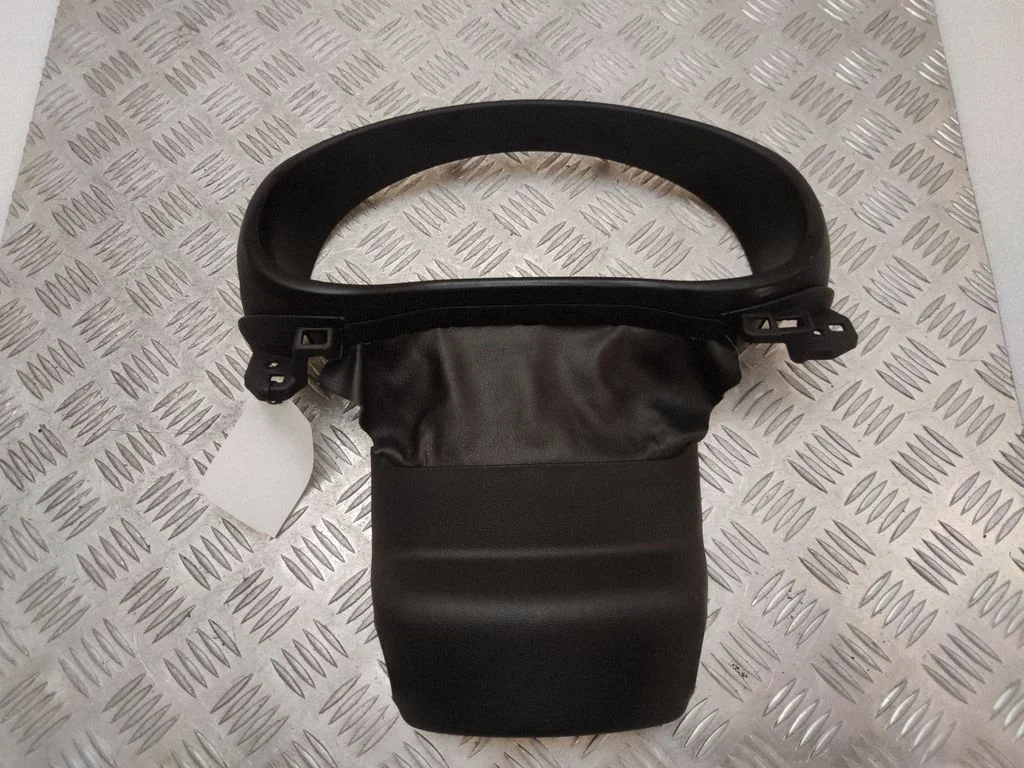 Dashboard trim 84830F1000