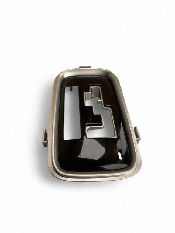 Gear shifter surround trim plastic H7324B598