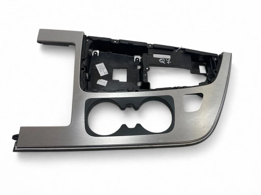 Pārnesumu pārslēga sviras apdare (plastmasas) 4M1713111F