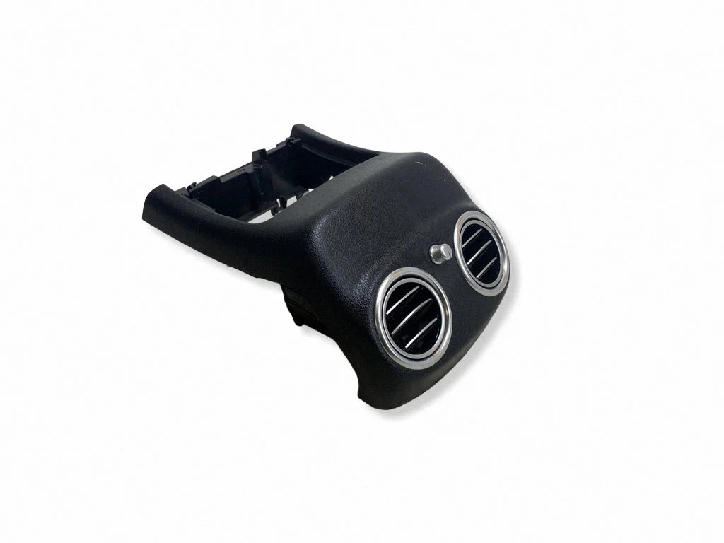 Tagumine õhutusrest A2136805001