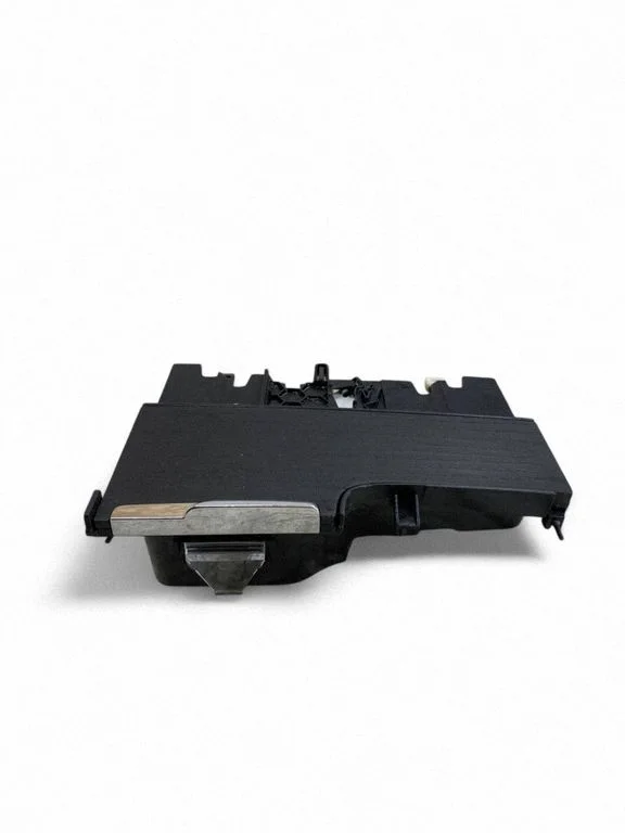 Ashtray (front) – Volvo XC90 (2014-)