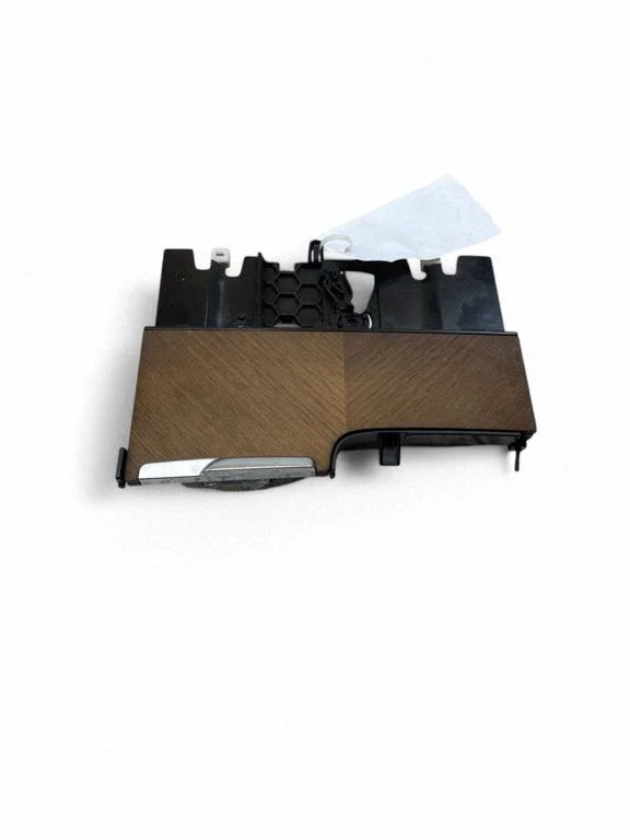 Ashtray (front) – Volvo XC90 (2014-)