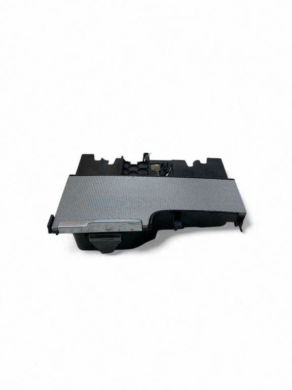 Ashtray (front) – Volvo XC90 (2014-)