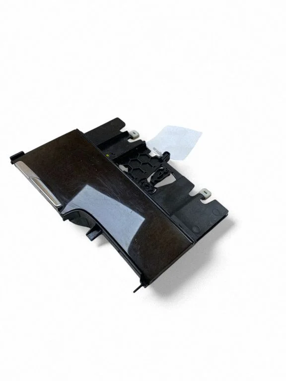 Ashtray (front) – Volvo XC90 (2014-)