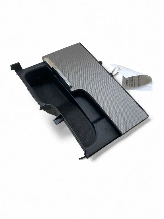 Ashtray (front) 31377379