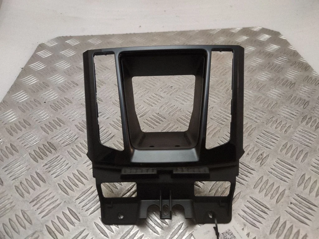 Center console decorative trim J9D3045B28A