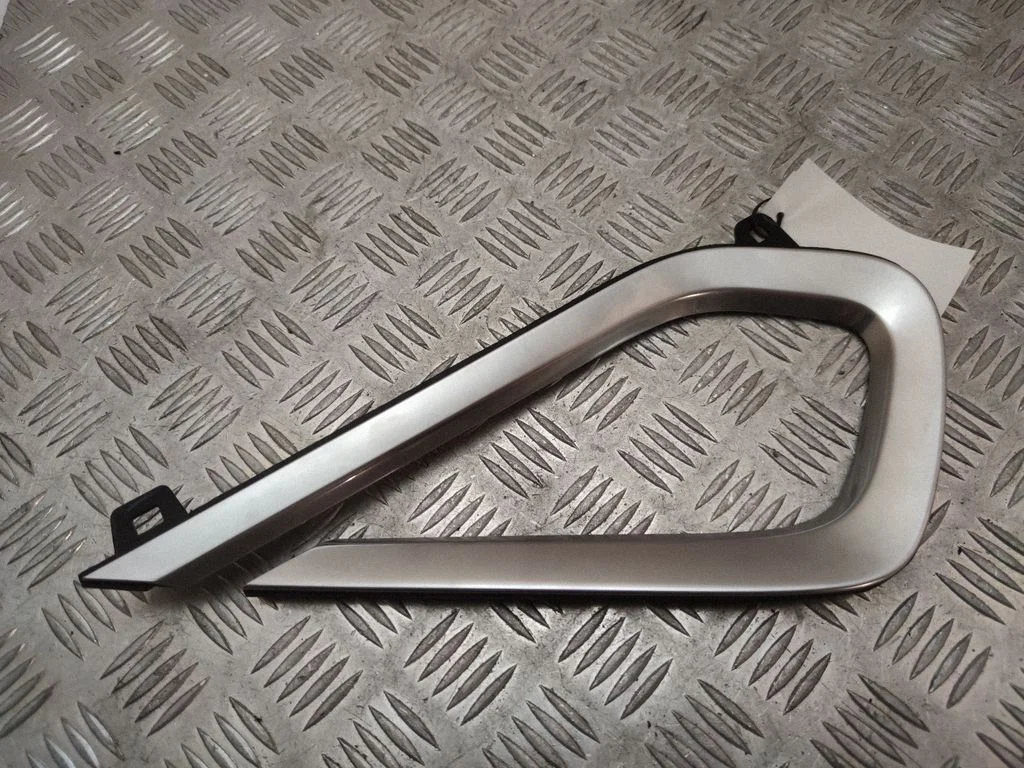 Dekoratīvā apdare J9D3045D71A