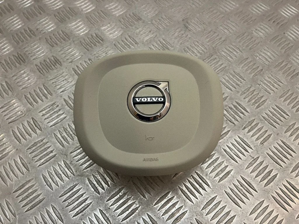 Steering wheel airbag – Volvo XC90 (2014-)