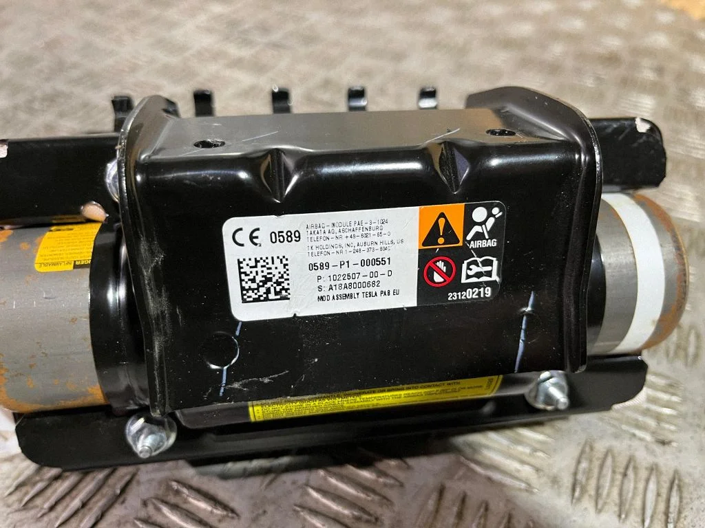 Passenger airbag 102250700D