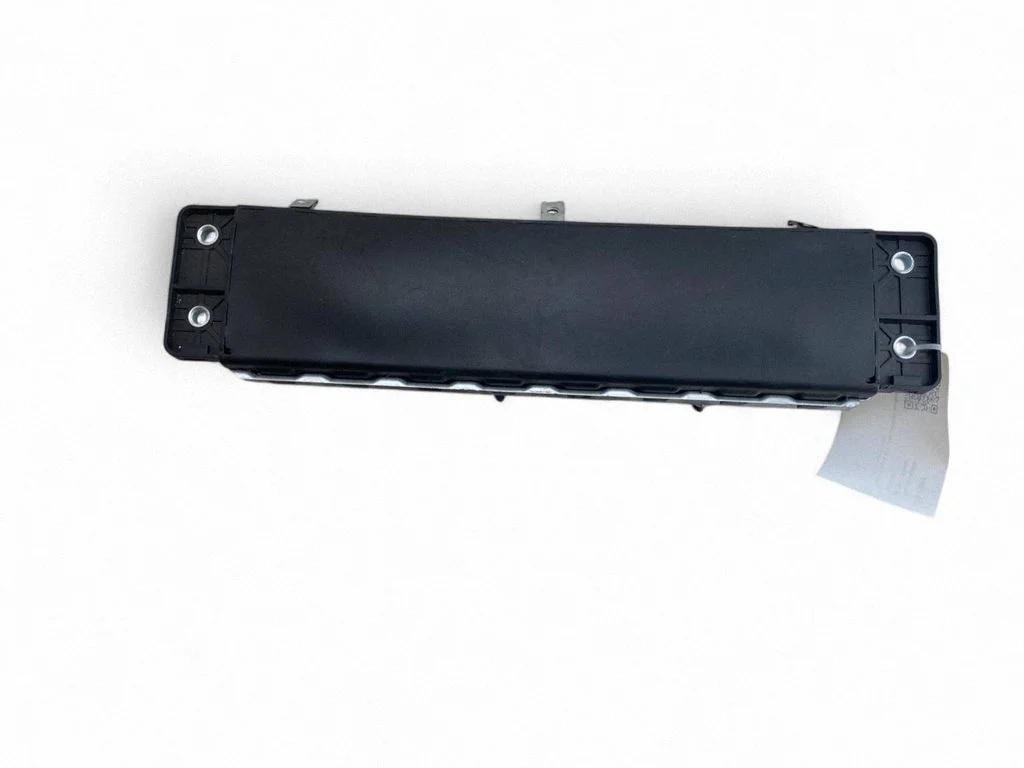 Knee airbag – Volvo XC90 (2014-)