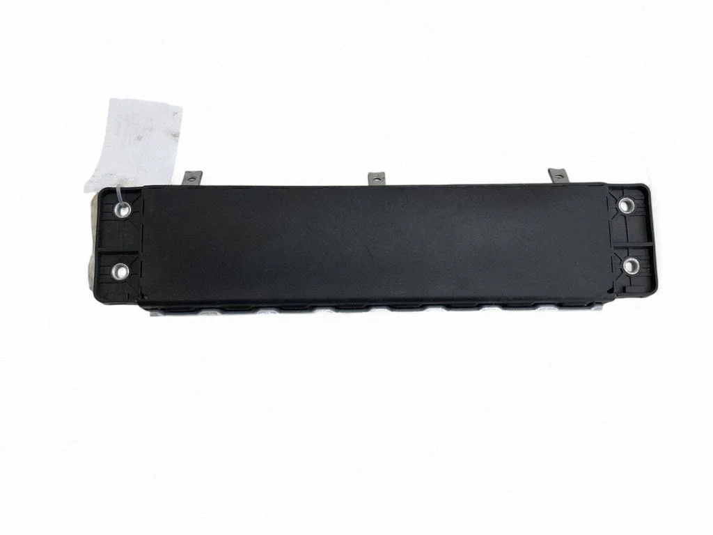 Knee airbag – Volvo XC90 (2014-)