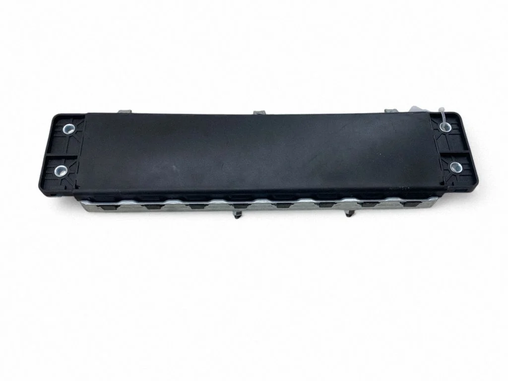 Knee airbag – Volvo XC90 (2014-)