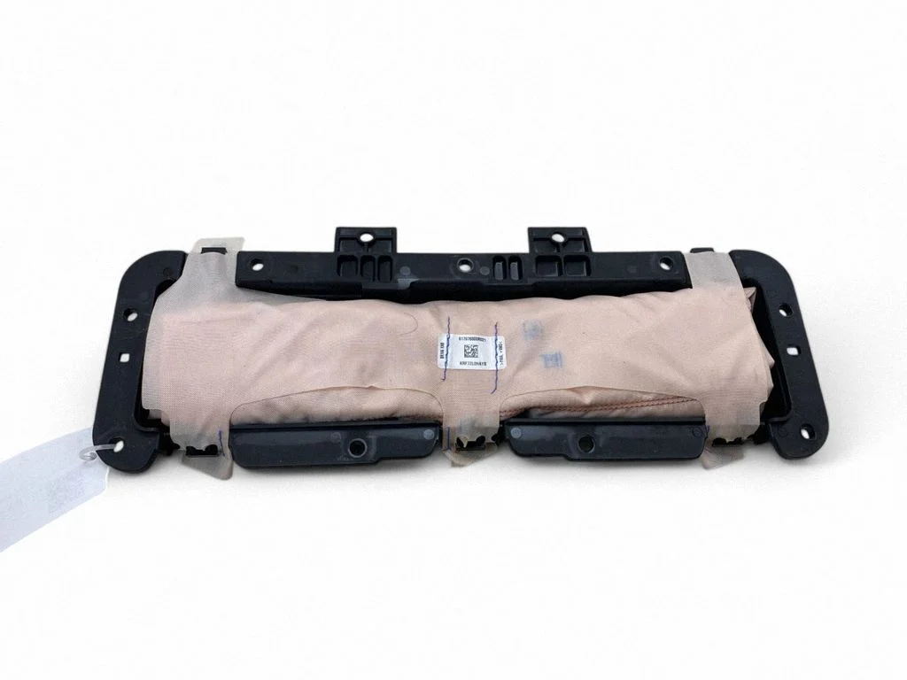 Knee airbag 1668600102