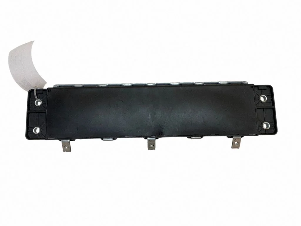 Knee airbag – Volvo XC90 (2014-)