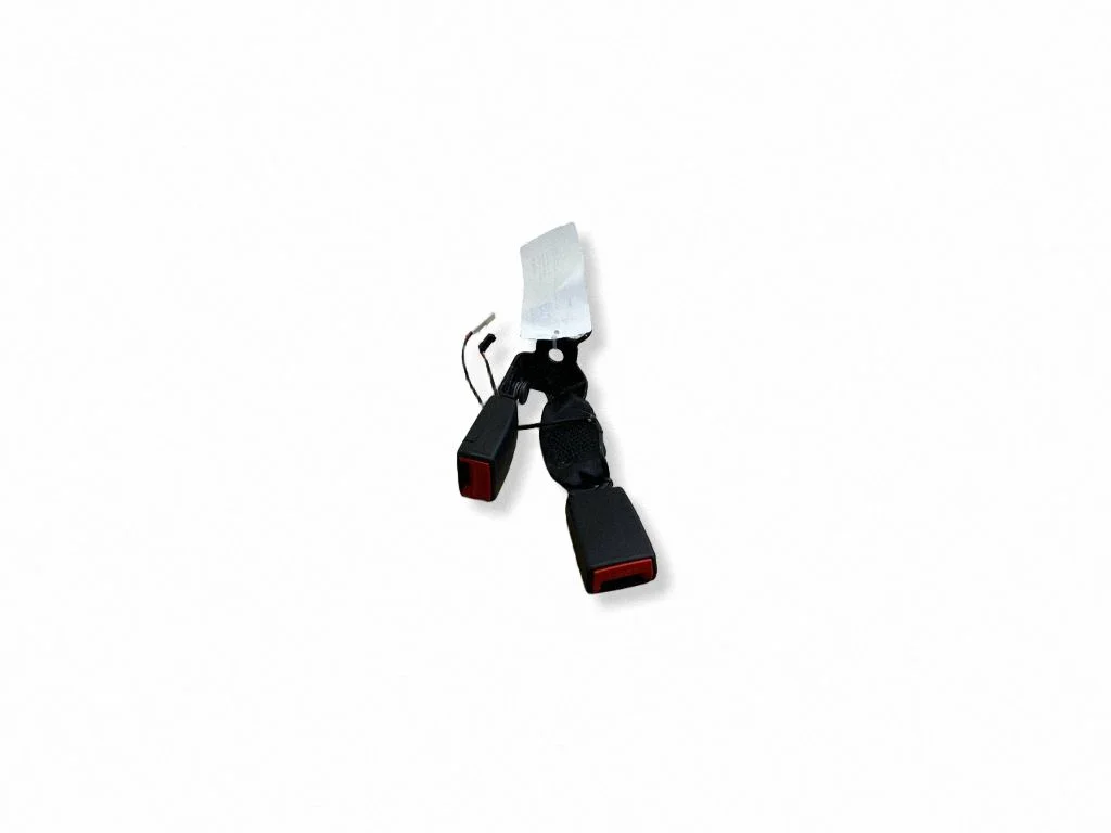 Rear seatbelt buckle – BMW X3 G01 (2018-2024)