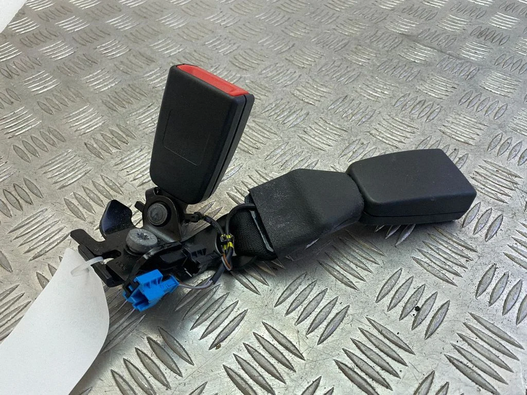 Rear seatbelt buckle A2058600469