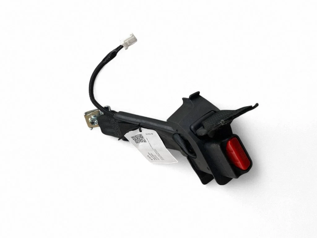 Rear seatbelt buckle – Lexus RX 450H (2016-)
