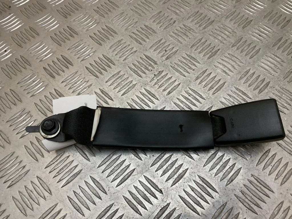 Rear seatbelt buckle FR3B6360044