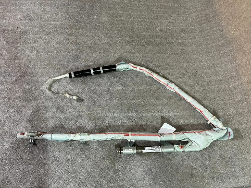 Roof airbag 7030A362
