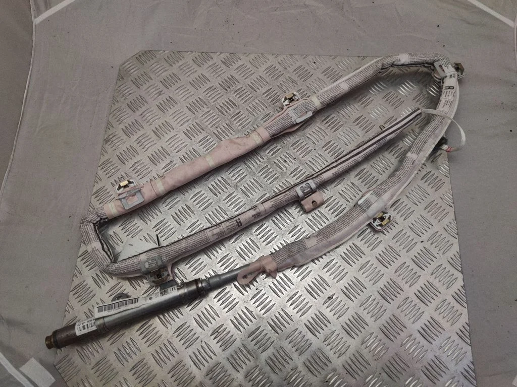 Roof airbag 7P5880742D