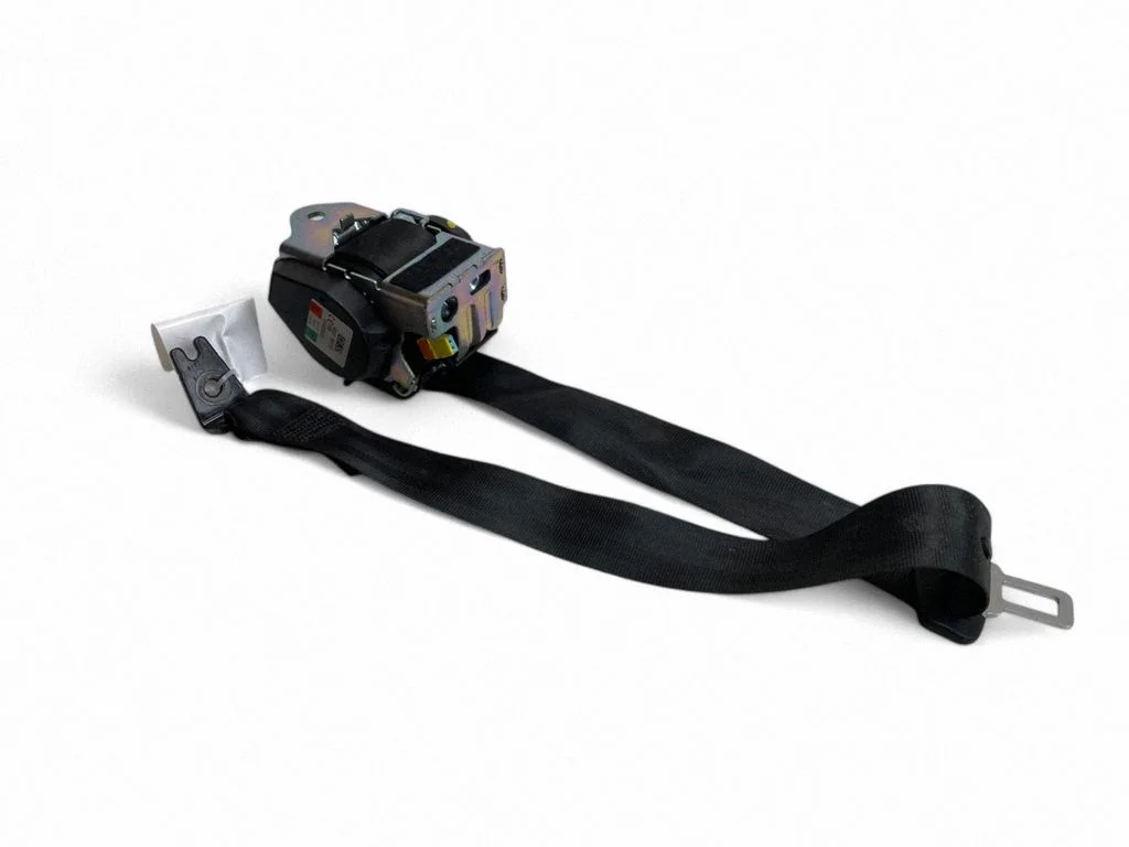 Rear seatbelt 39838359