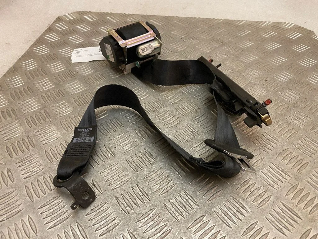 Tagumine turvavöö 39825727