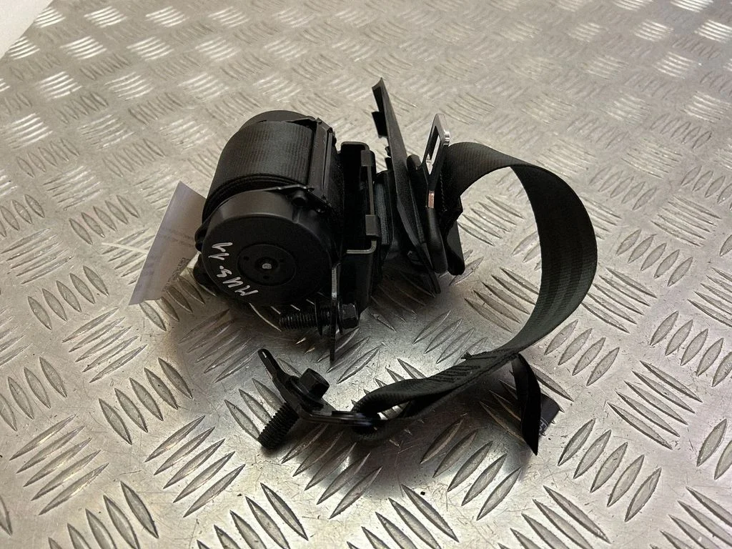 Tagumine turvavöö JR3BC699D72BF
