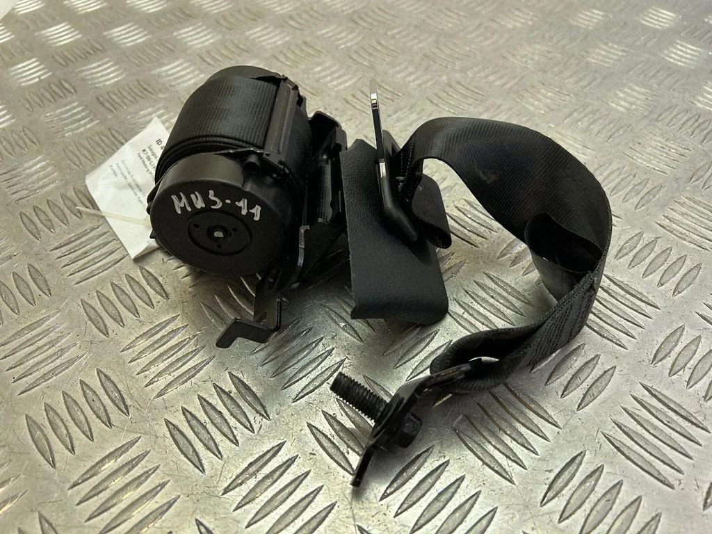 Tagumine turvavöö JR3BC699D74BF
