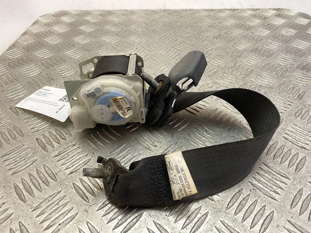 Aizmugurējā drošības josta AR3376611B68AAW