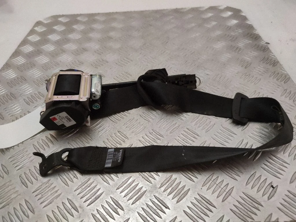 Aizmugurējā drošības josta 39825721