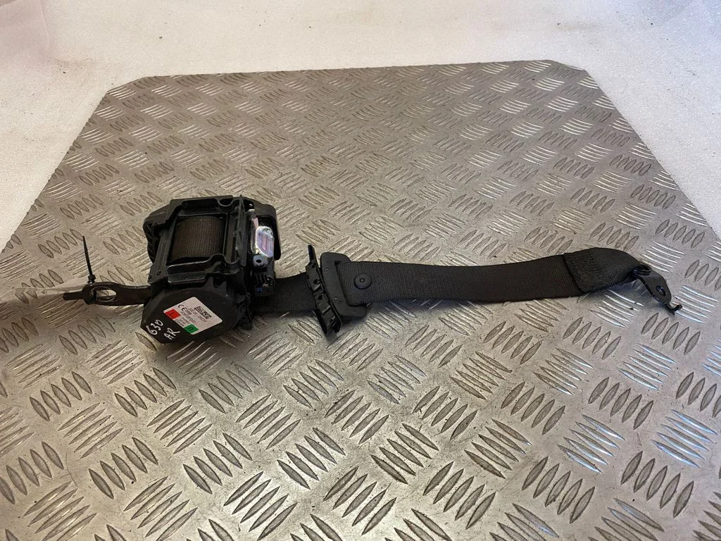 Tagumine turvavöö 7429999