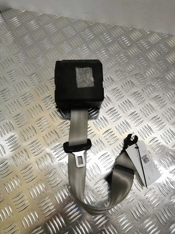 Rear seatbelt 4G8857805G