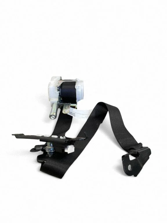 Front seatbelt – Lexus RX 450H (2016-)