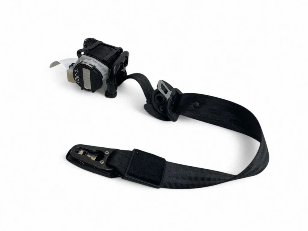 Front seatbelt – Porsche Macan (95B) (2014-2018)